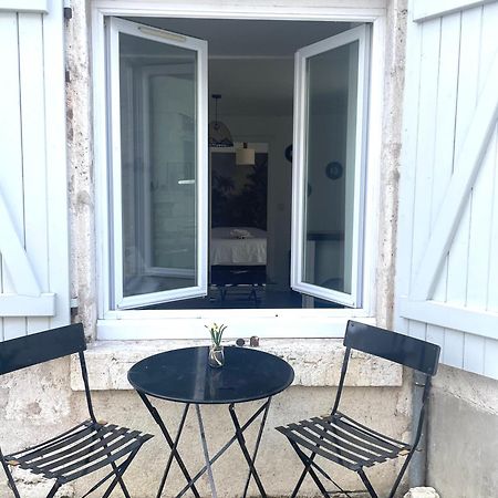 Joli Appart Cour Proche Bord De Loire ブロワ エクステリア 写真